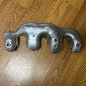 12666097 GM GENUINE PARTS Exhaust Manifold Heat Shield