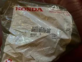 18181-RL8-A00 HONDA Covers Set