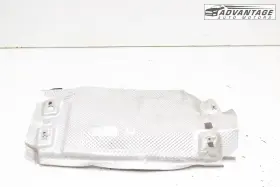 CK52-39687-AC LAND ROVER Rear Bumper Right Bracket Heat
