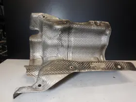 2044700647 MERCEDES Rear Fuel Tank Heat Shield Screening W204