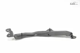 32262010 VOLVO Front Passenger Heat Shield Mount Bracket XC40