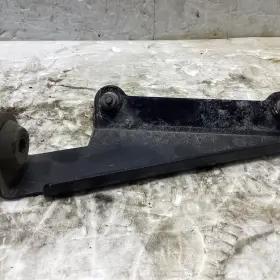 3C0317827F VW Transmission Cooler Tcm Mount Bracket B6 Passat #2